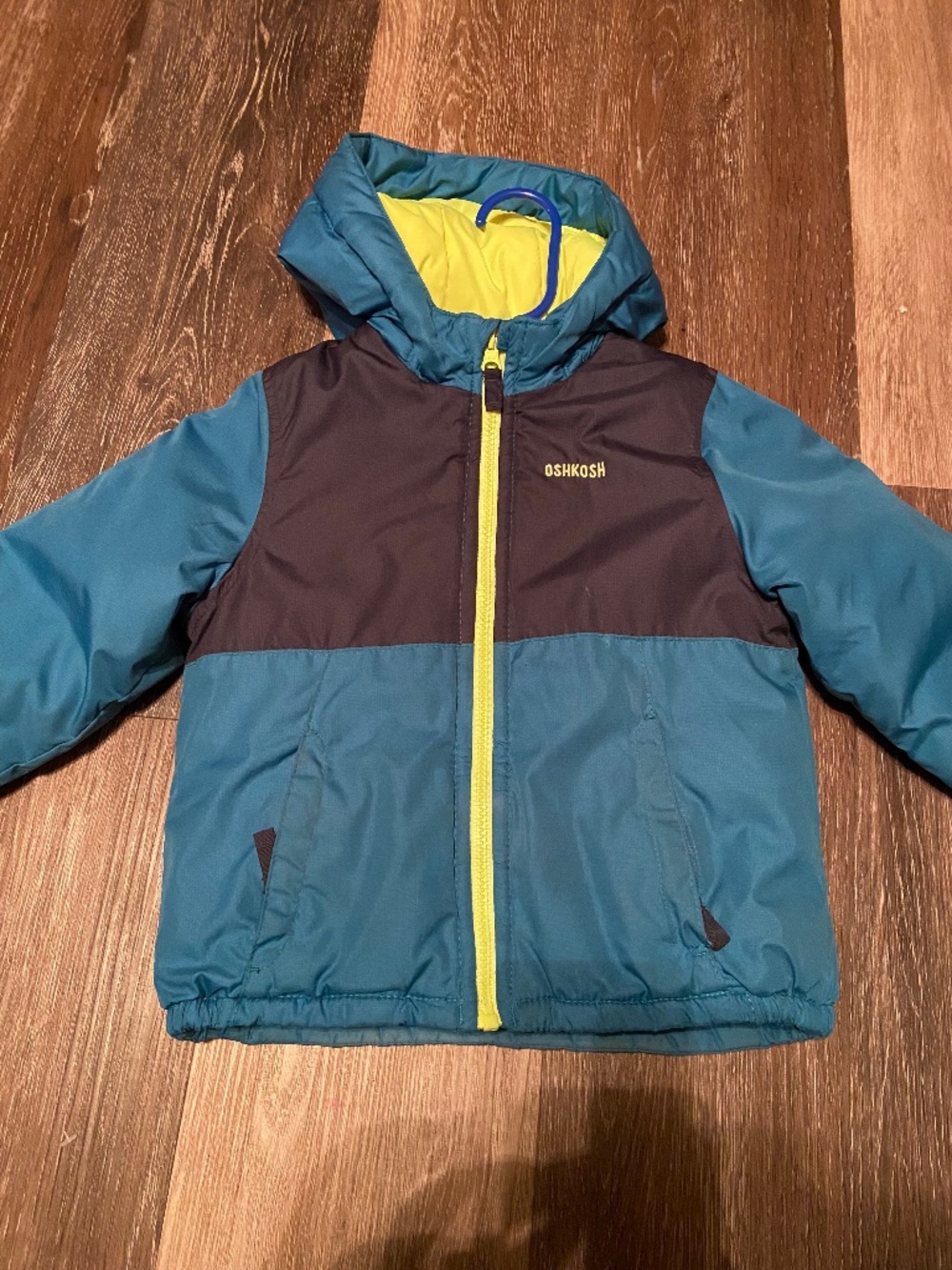 4T coat
